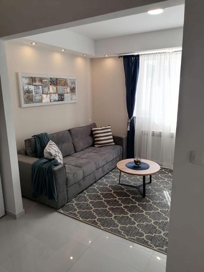 Apartments Niko โนวาลยา ภายนอก รูปภาพ
