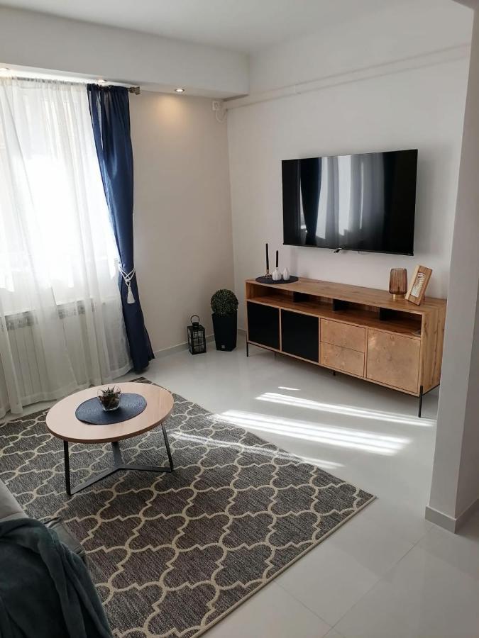 Apartments Niko โนวาลยา ภายนอก รูปภาพ